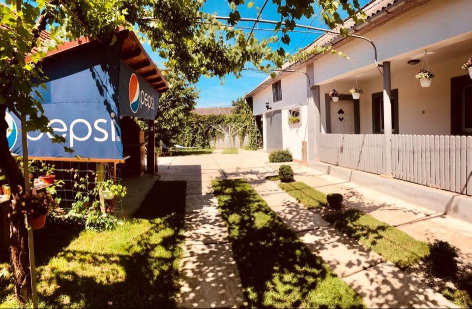 Natalia Vendeghaz Csetfalvat Exterior foto